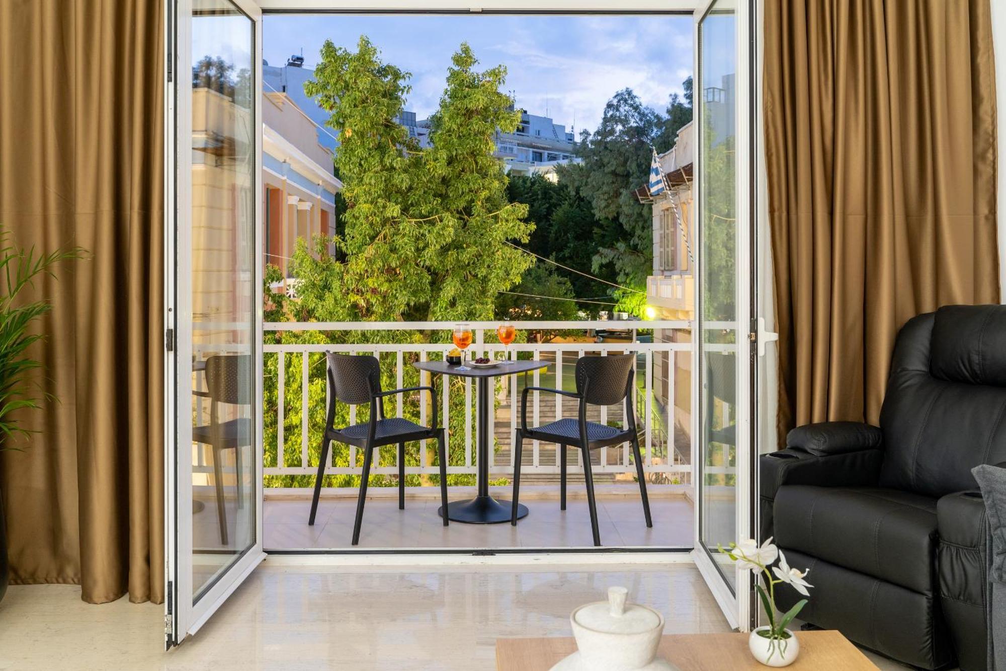 Luxury Suite In Downtown كاندية المظهر الخارجي الصورة